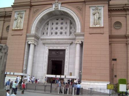 世界に誇るエジプトの秘宝を展示するエジプト考古学博物館！